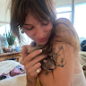 Meet your Posher, Lynn